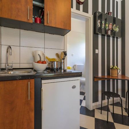Apartments Rabbit Цриквениця Екстер'єр фото