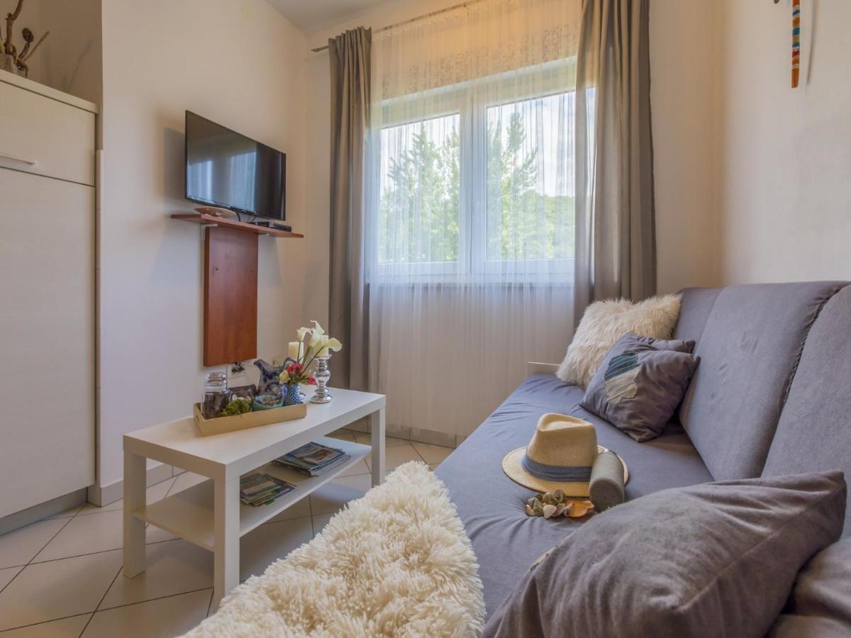 Apartments Rabbit Цриквениця Екстер'єр фото