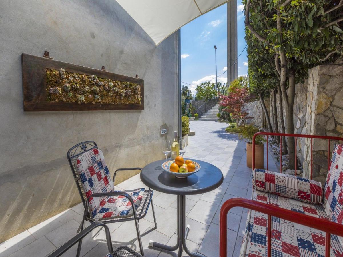Apartments Rabbit Цриквениця Екстер'єр фото