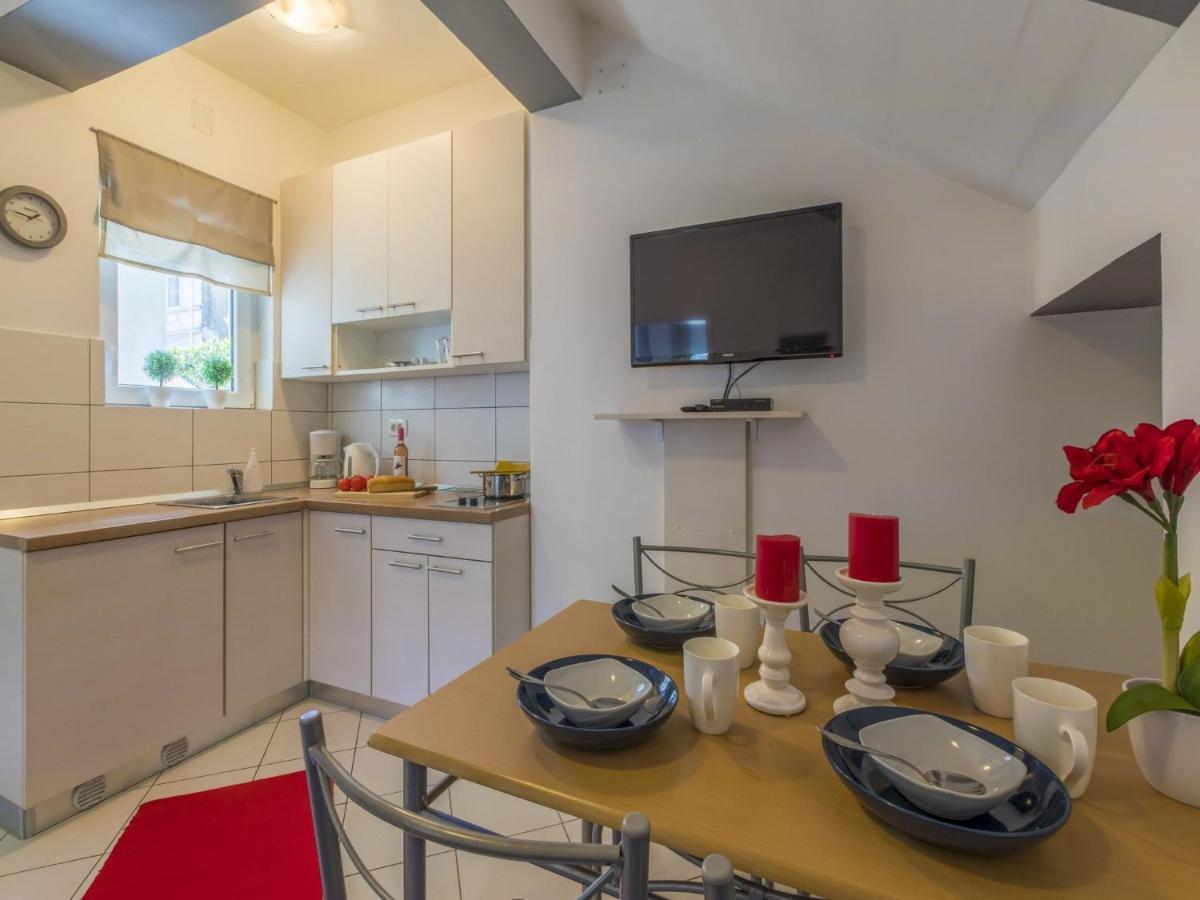 Apartments Rabbit Цриквениця Екстер'єр фото