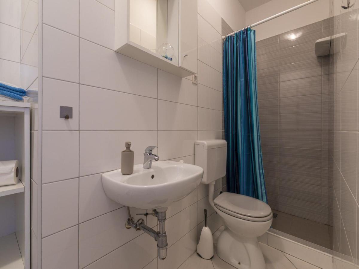 Apartments Rabbit Цриквениця Екстер'єр фото